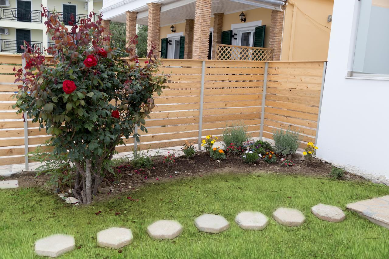 Laura Beach House أليكيس المظهر الخارجي الصورة