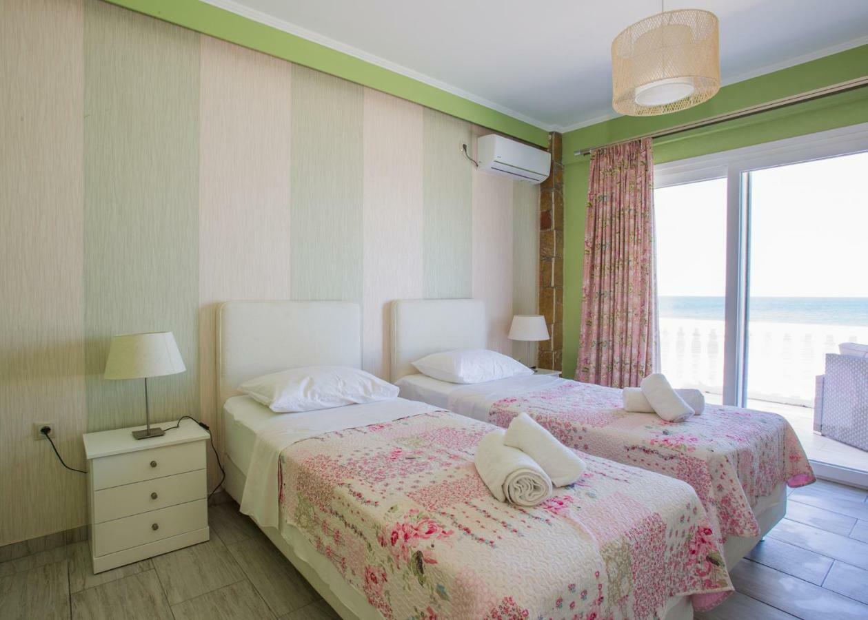 Laura Beach House أليكيس المظهر الخارجي الصورة