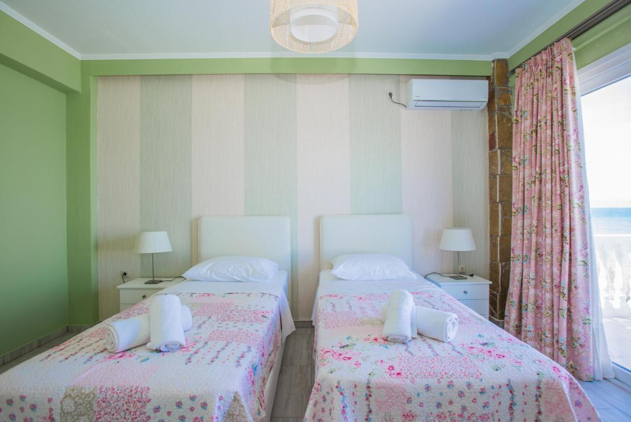 Laura Beach House أليكيس المظهر الخارجي الصورة